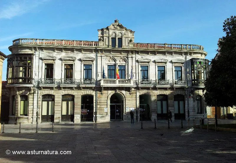 Fachada de la Casa del Deán Payarinos